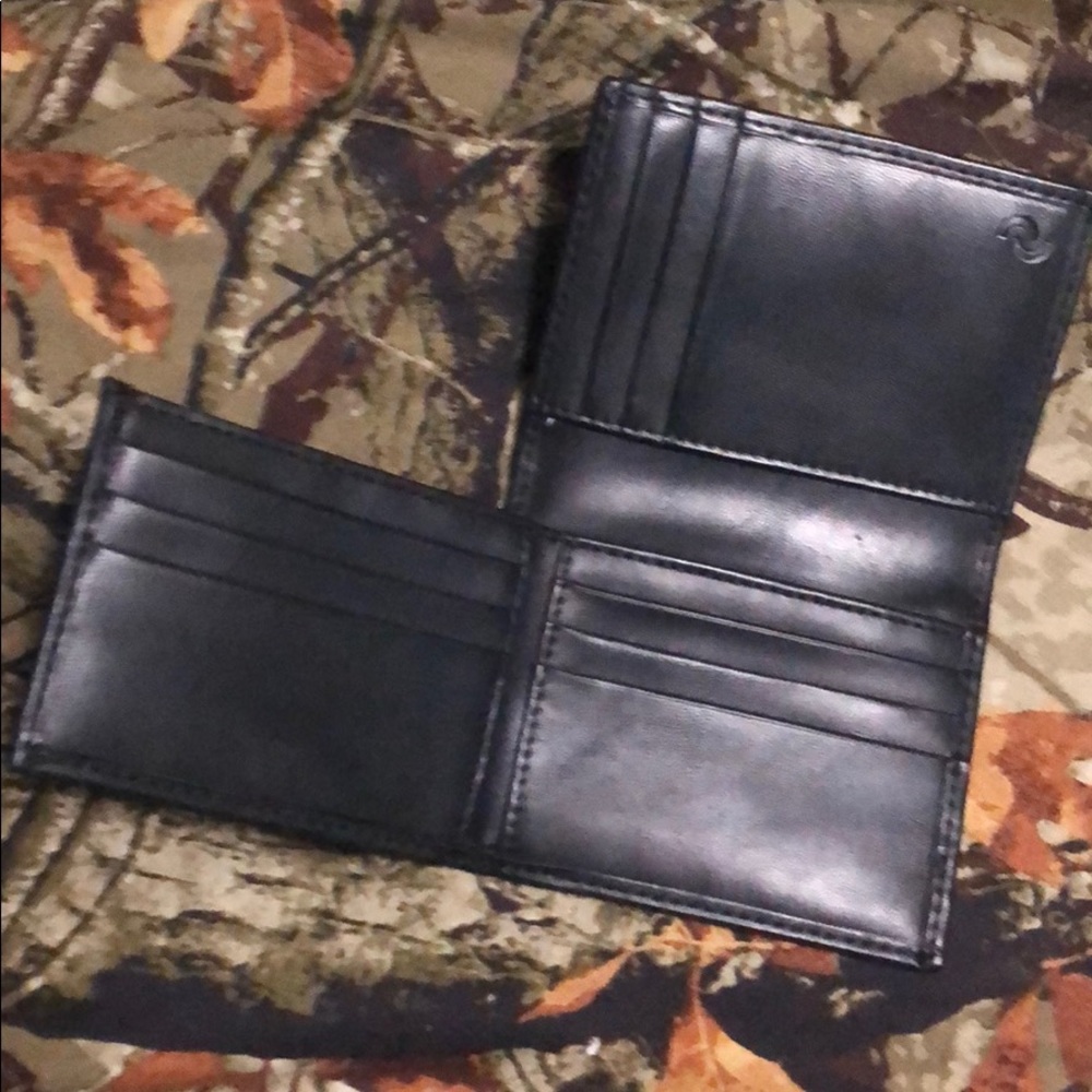 Wallet - Picture 2 of 3